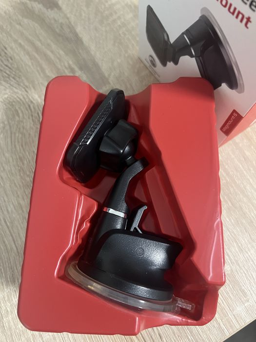 Магнітний автотримач для телефона