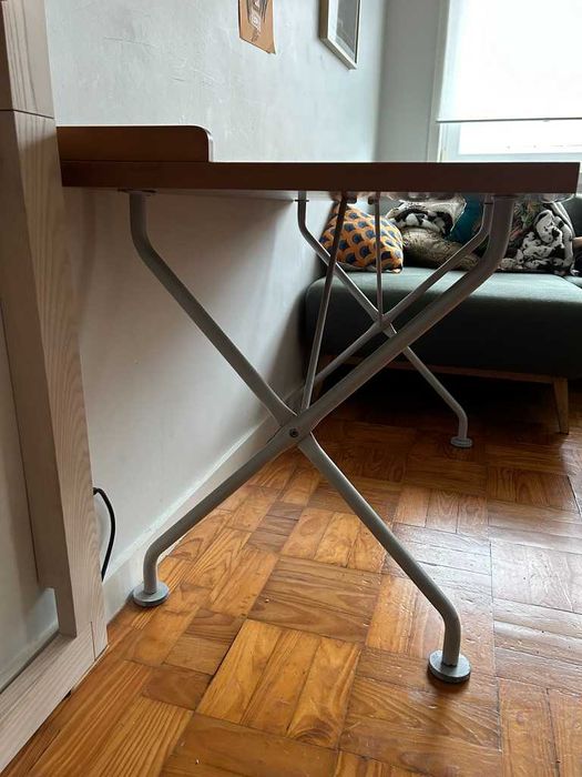 Secretária de escritório em madeira