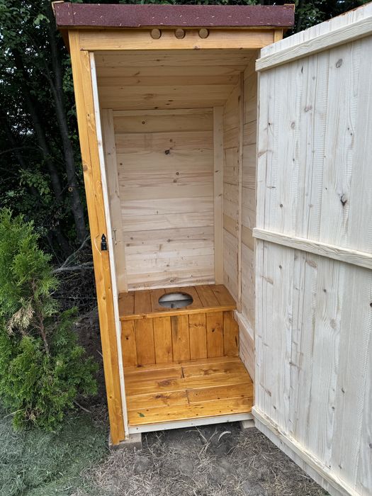 Kibelek WC TOY Toy drewniany działka ogród budowa
