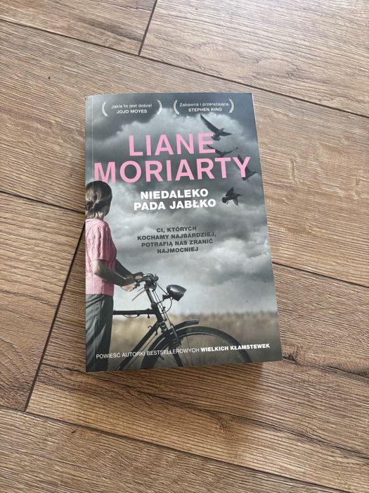 Liane Moriarty niedaleko pada jabłko