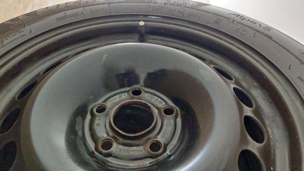 Opony zimowe Michelin  205/60R16 + felgi Opel Astra J Astra K  6,5Jx16
