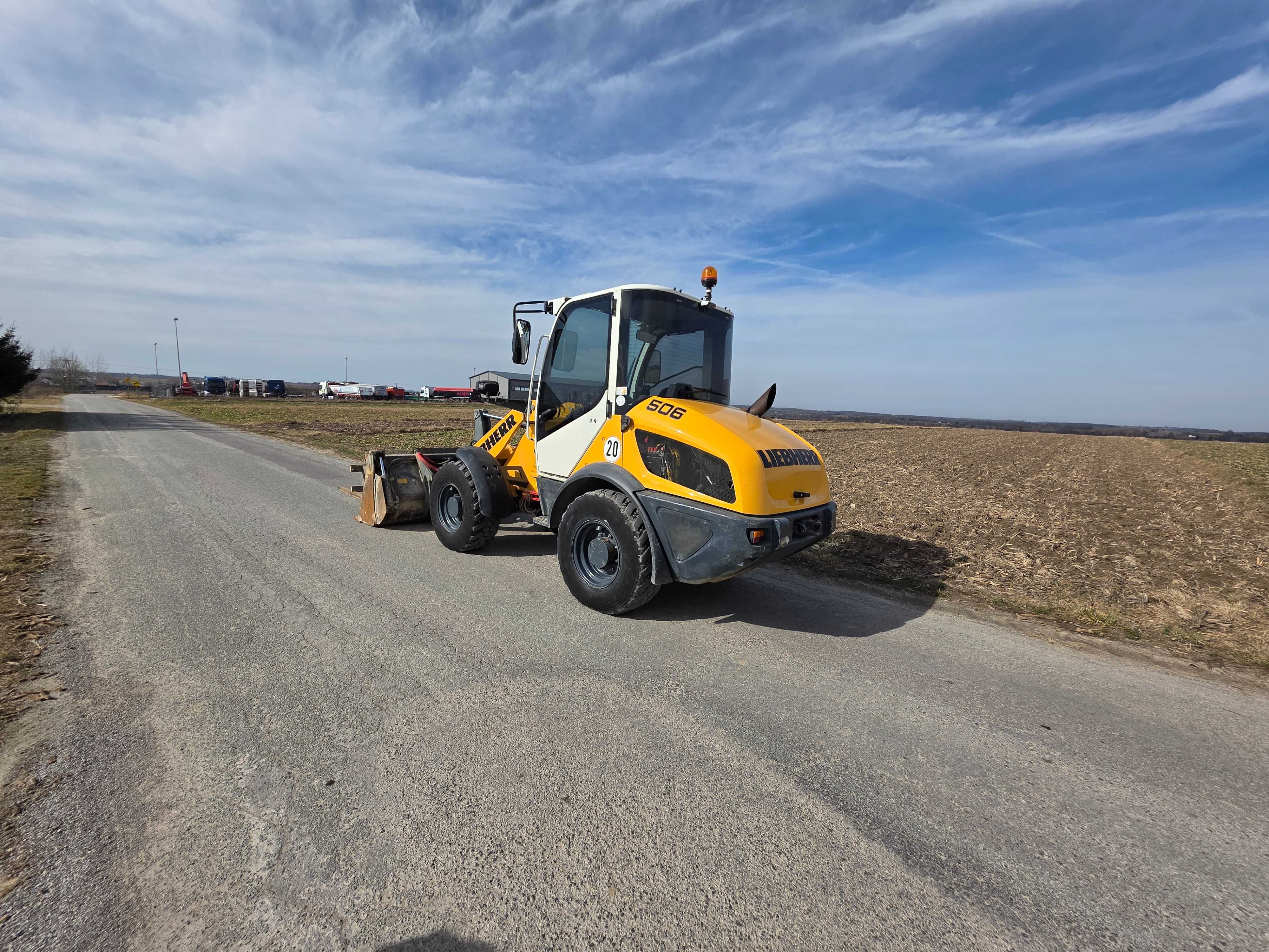 Ładowarka przegubowa Liebherr 506c