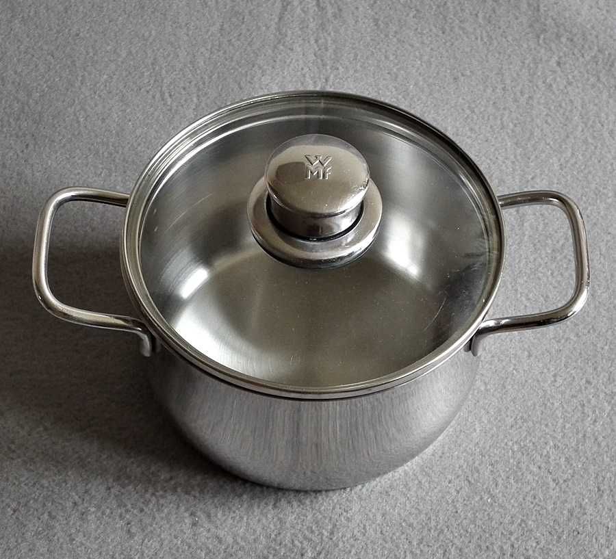 Niemiecki garnek WMF Diadem Plus 16cm o pojemności 2,0l, do indukcji