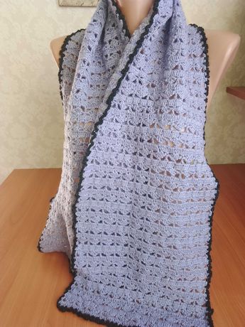 Вязаний шарф вручну жіночий