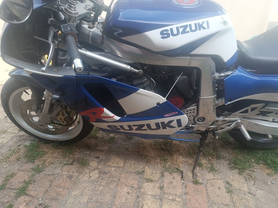 Suzuki gsxr 750w