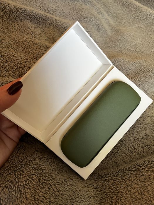 IQOS ILUMA,зеленого кольору ,новий