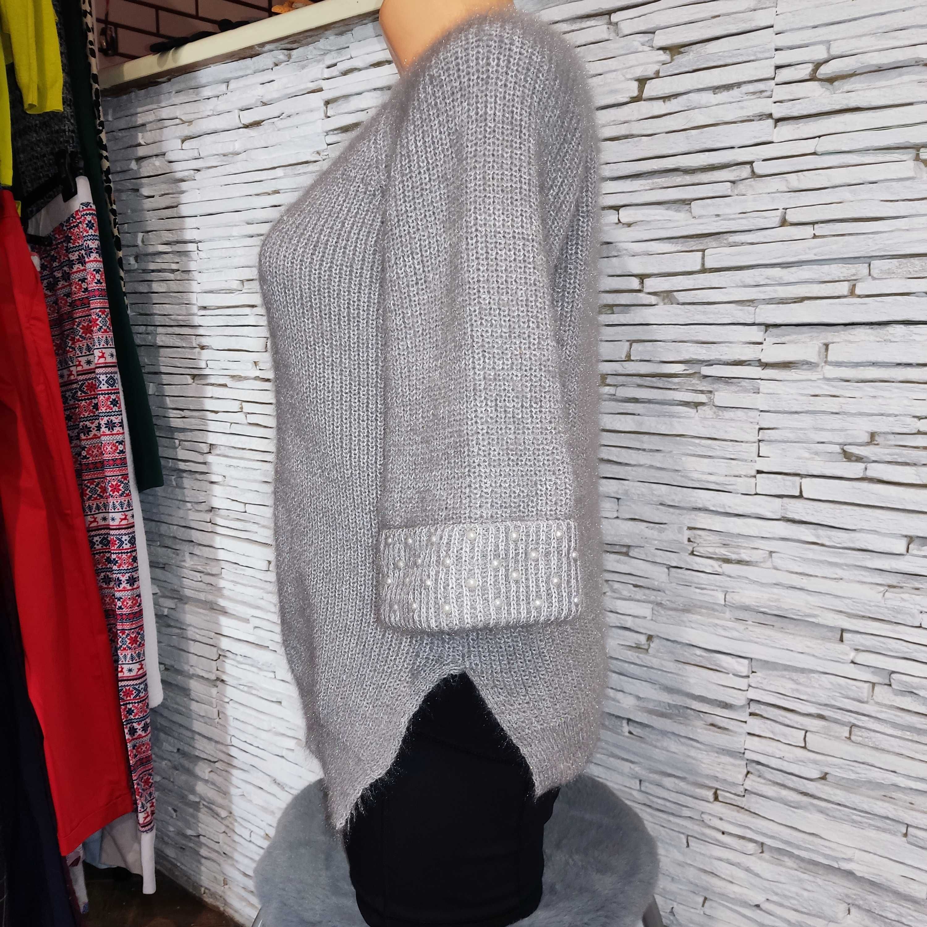 Bardzo fajny Sweter rozmiar S