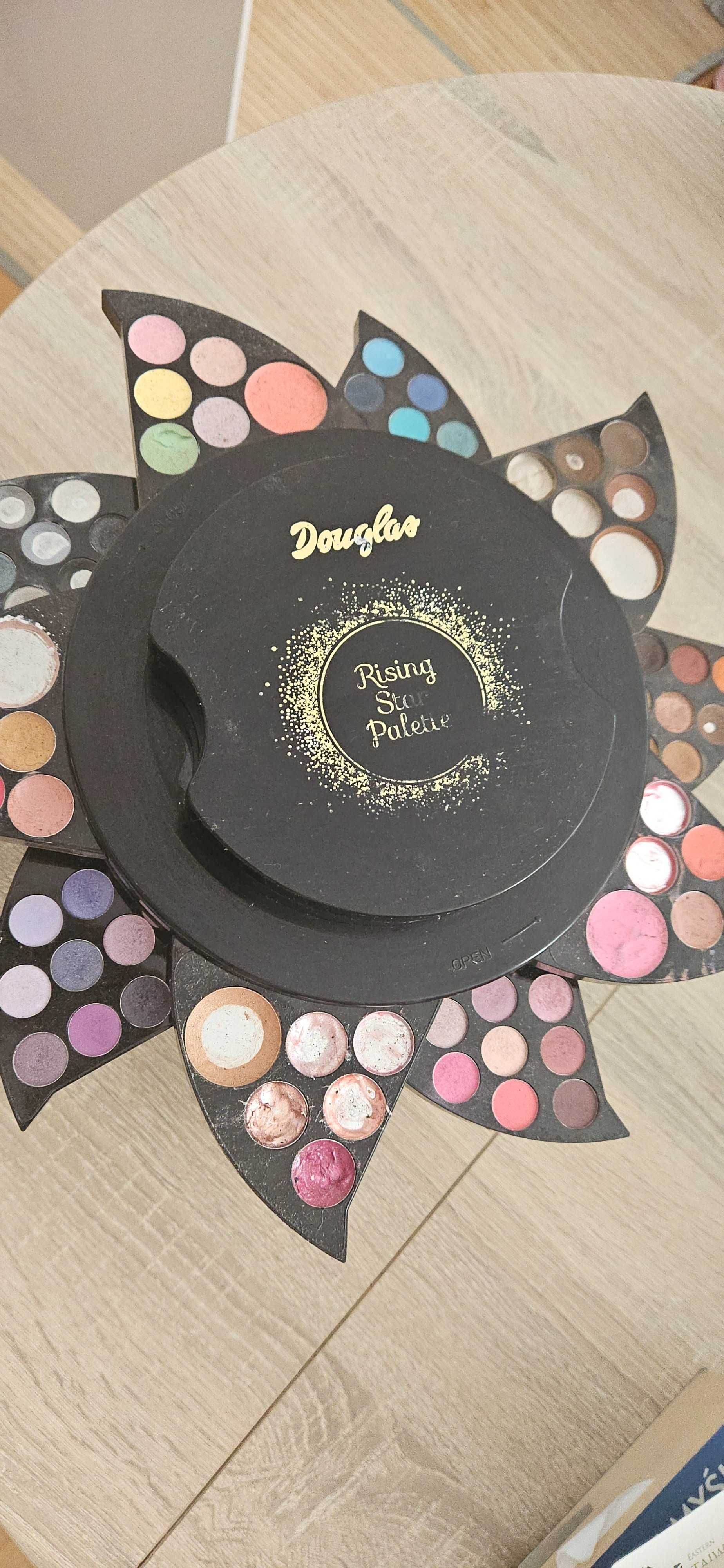 Zestaw do makijażu Rising Star Palette Douglas
