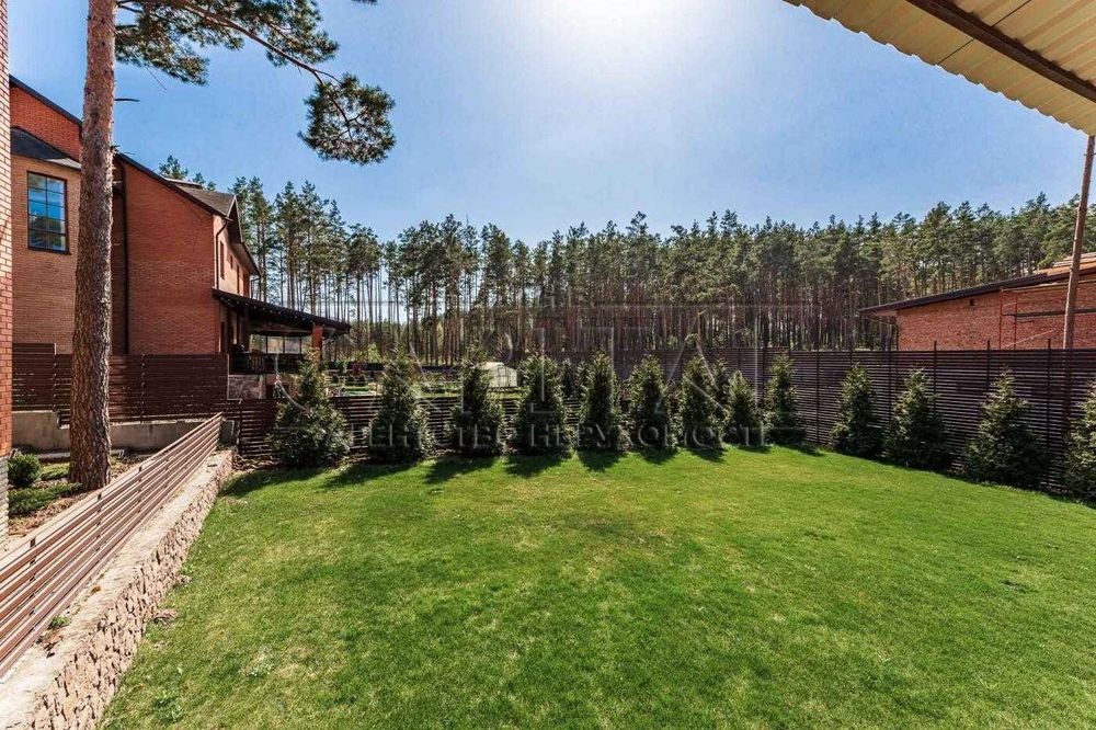 Продаж будинку в закритому Котеджному містечку Пуща водиця Мощун