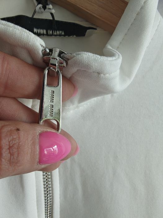 Śliczny dres miu miu