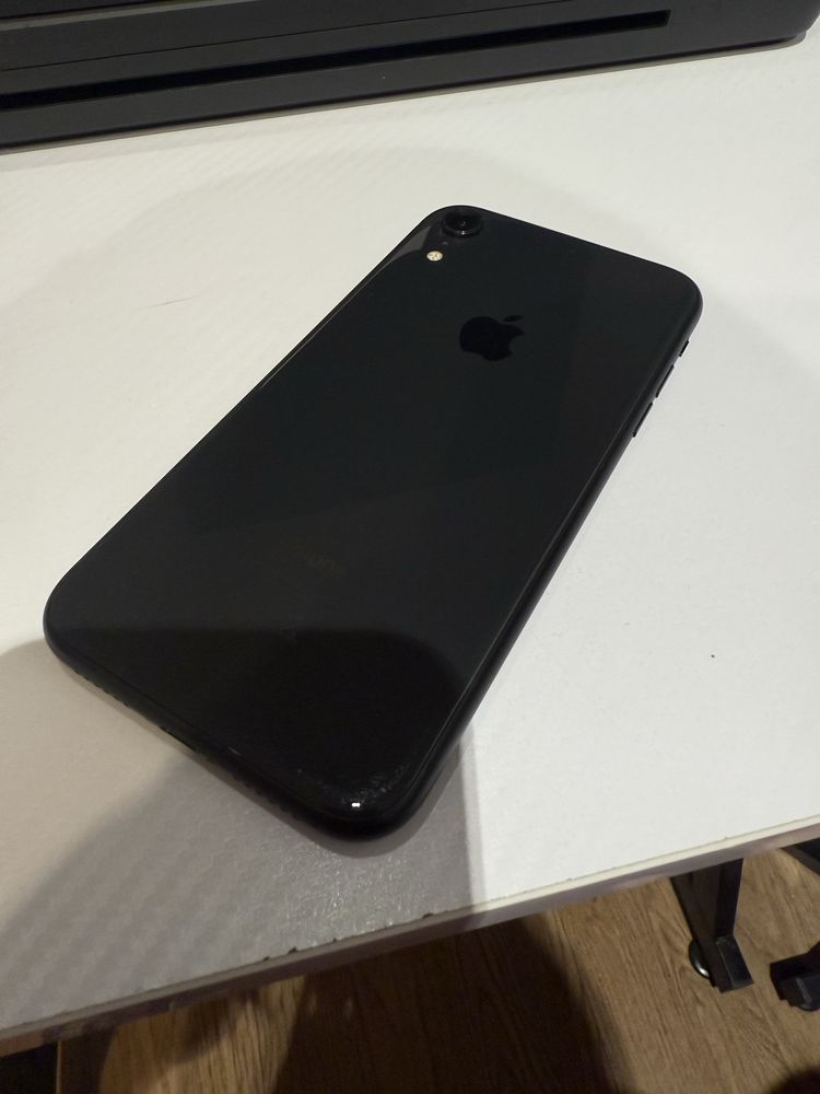 iPhone XR 128GB Black