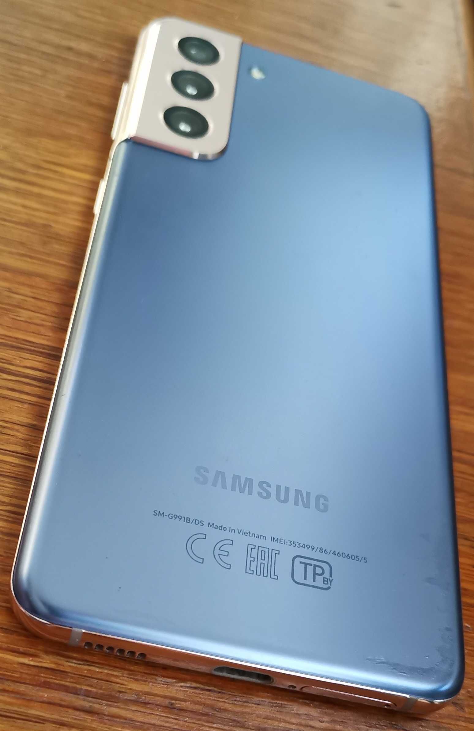 смартфон Samsung S21 (2021 г.в.)