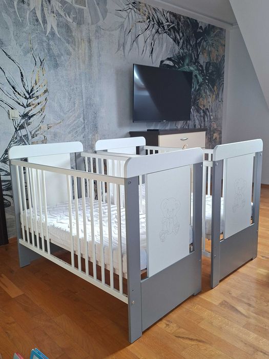 Łóżeczka dziecięce drewniane z materacem