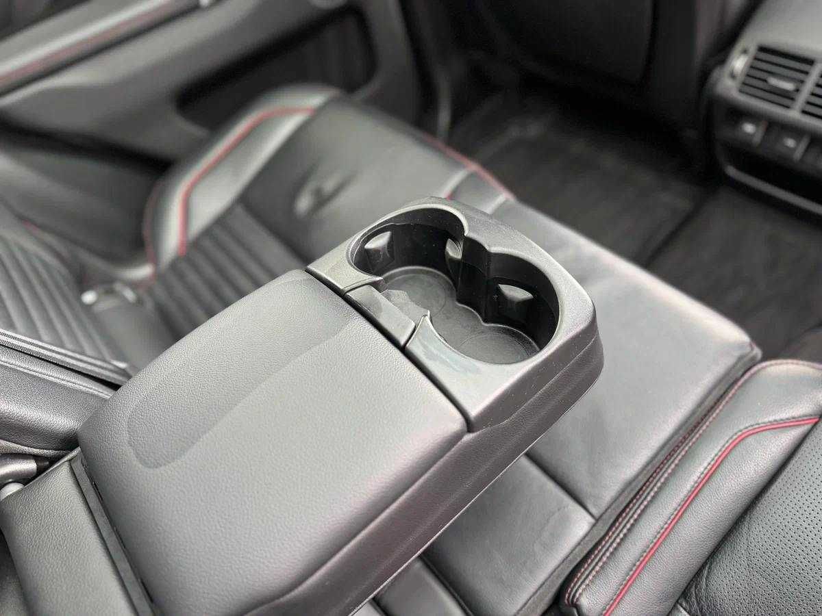 Land Rover Discovery Sport 2020