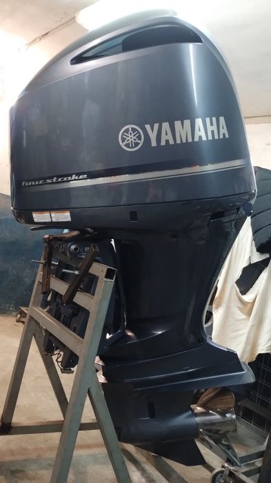 Лодочный мотор Yamaha F300