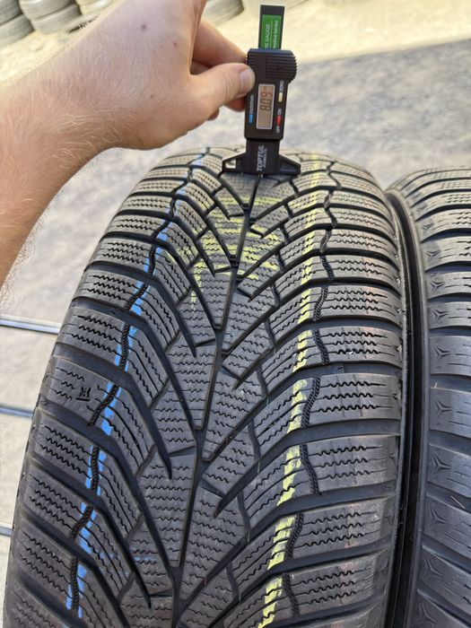 Шины БУ 235 60 R 16 Kumho Wintercaft Wp52 резина зима пара