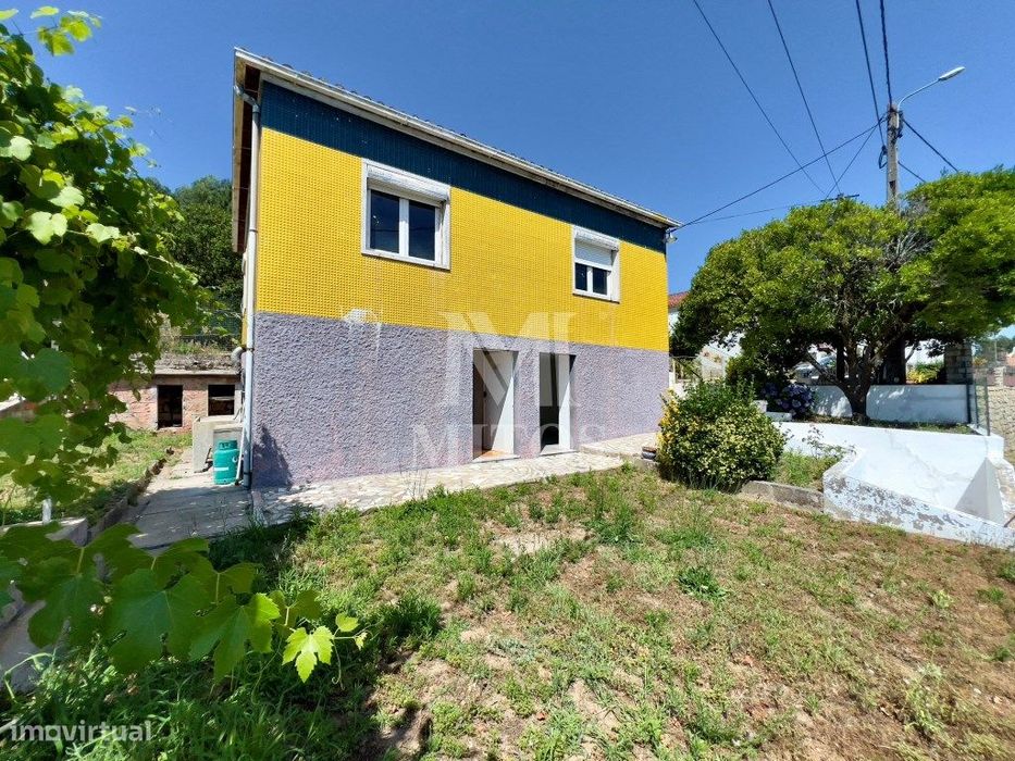 Moradia T2 +1 para venda em Santa Marta de Portuzelo - Viana do Cas...
