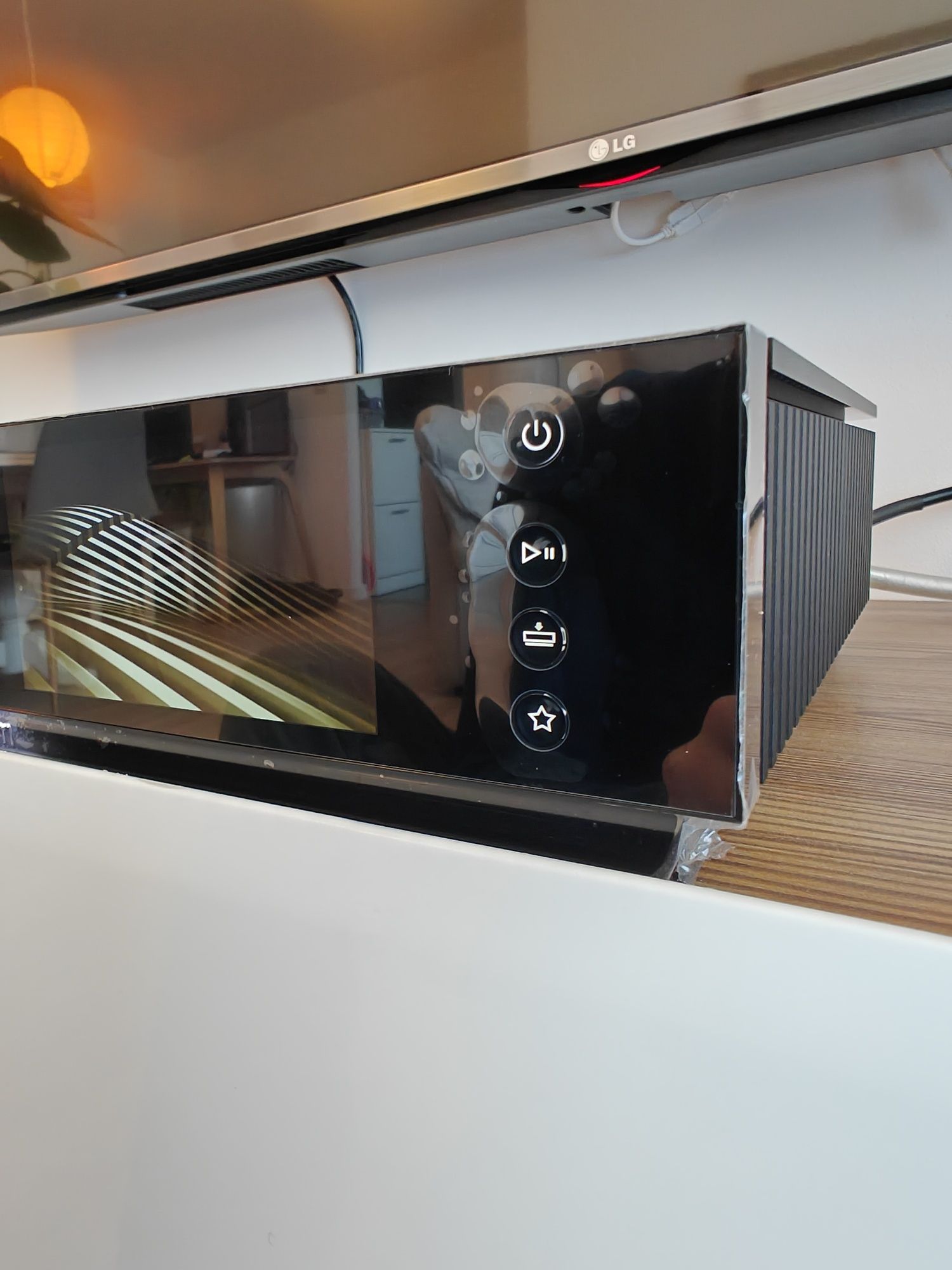 Naim Unity Atom HDMI Folia