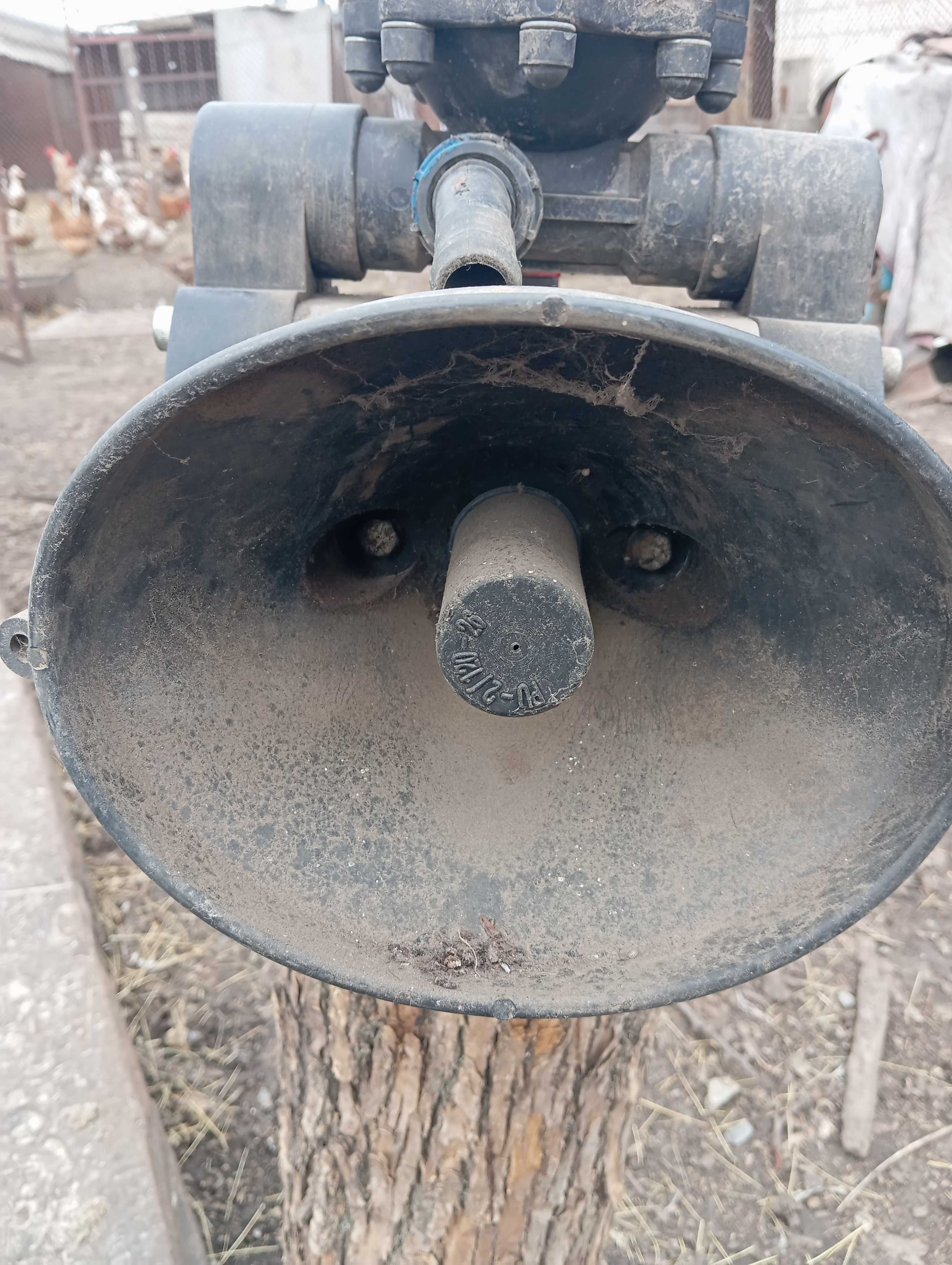 Продам насос толвері.