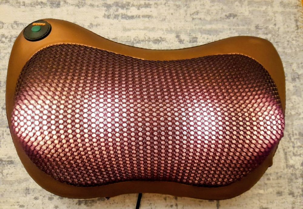 Almofada de massagem com infravermelhos, função de calor e movimentos