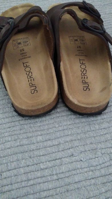 Жіночі шльопанці