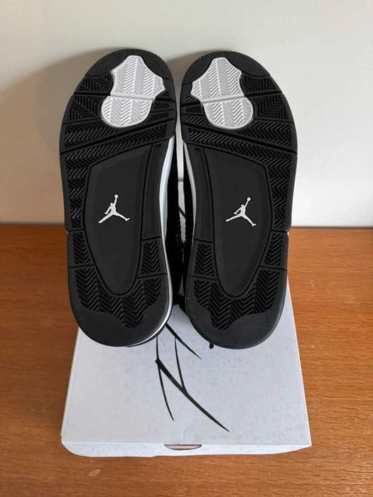 Buty meskie Mokasyny Jordan_4_Retro_White_Thunder R.42