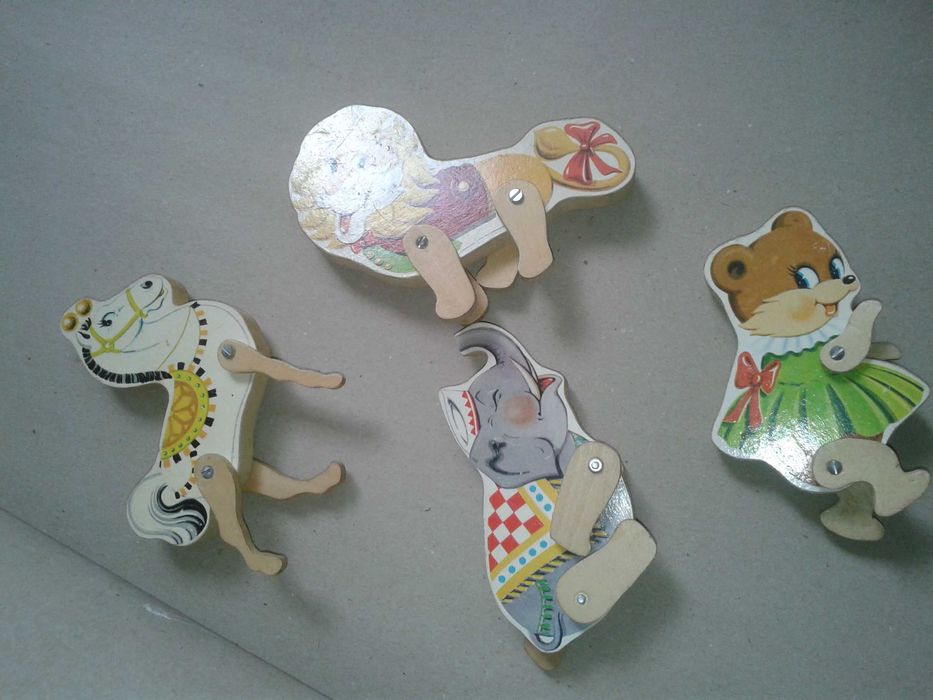 Drewniana Kolekcja starych Przedmiotów, Stare Zabawki 60lata