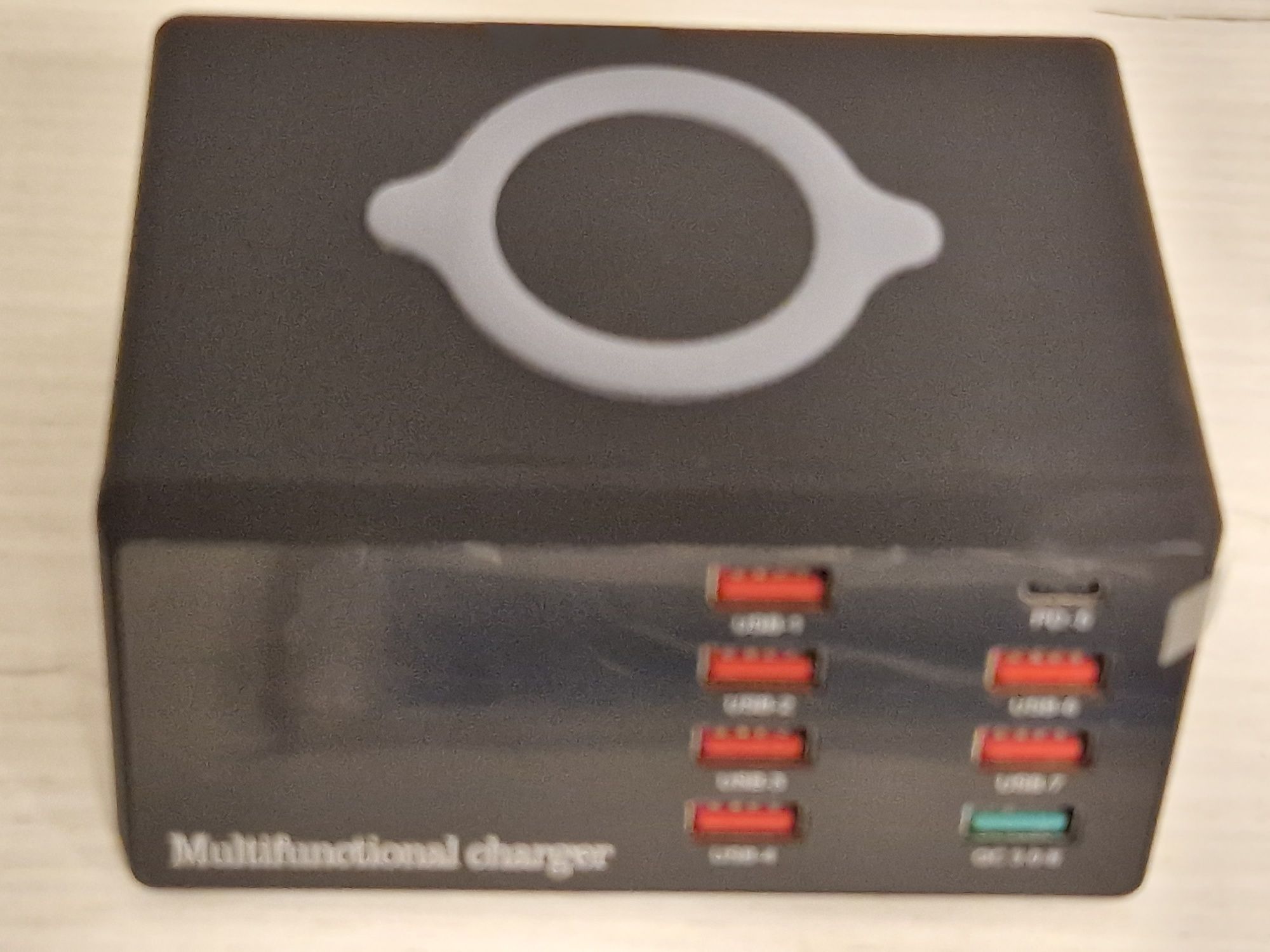 Stacja ładująca X9 - 7xUSB + Typ C - 100W PD QC 3.0+ładowa. indukcyjne