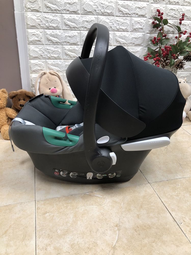 Автокрісло Cybex Aton B2 I-Size Група 0+/1 (0-13 кг) автолюлька