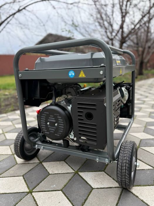 Генератор бензиновий Karcher PGG 8/3 7 кВт / 7,5 кВт