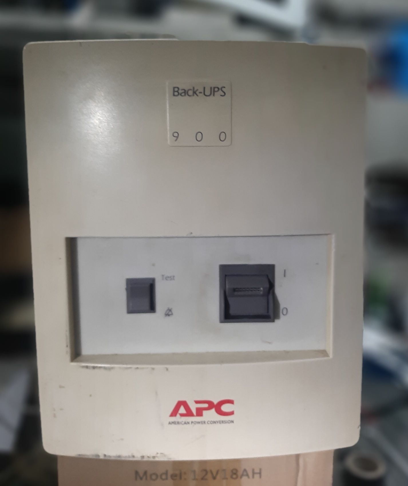 Бесперебійник 630вт APC Back-upc 900 чистий сінус 24в ББЖ ИБП