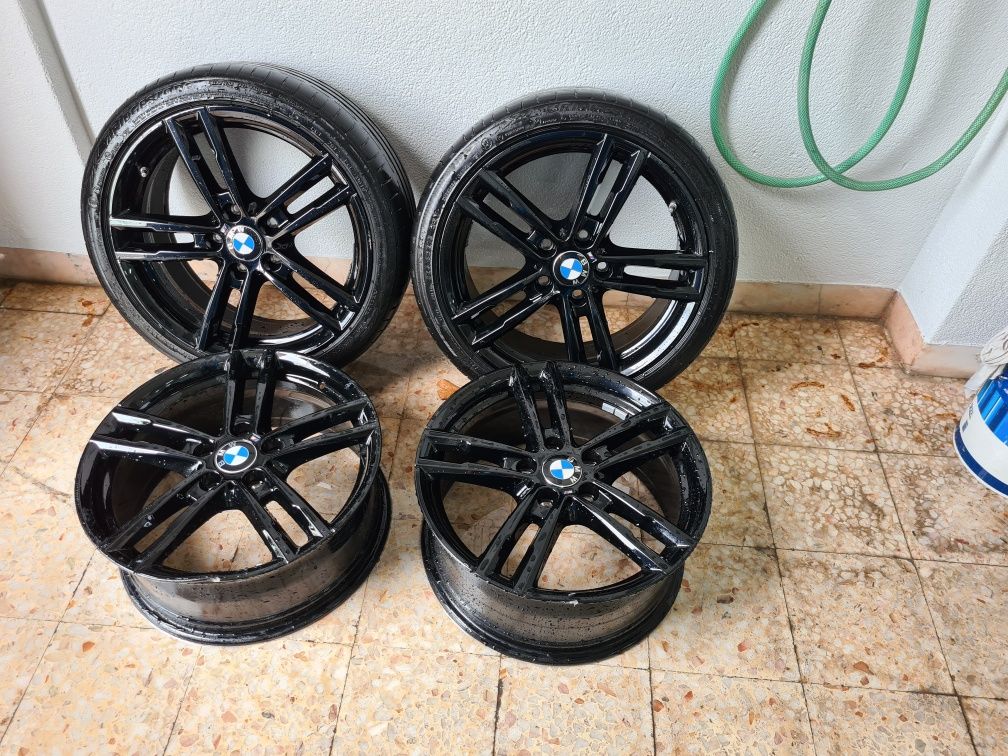 4 jantes 18 BMW F20 F21 F22 Style 719M Jet Black Originais