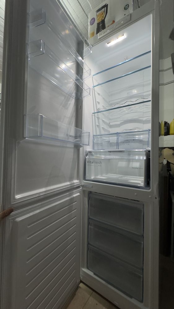 Frigorífico Combinado BOSCH KGN39VWDA (No Frost - 203 cm - 203 L