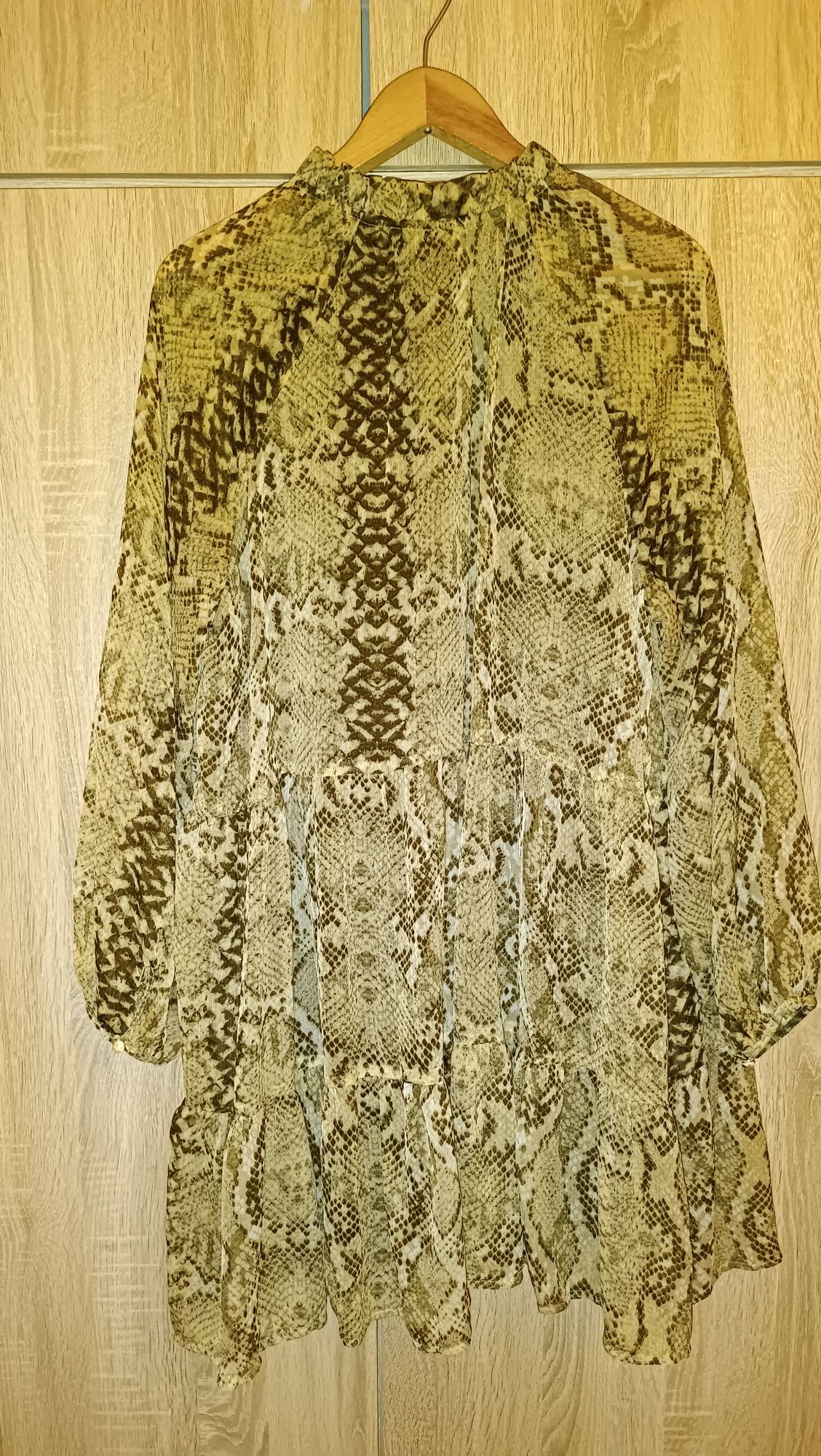 Sukienka H&M r.42, boho, wężowy wzór