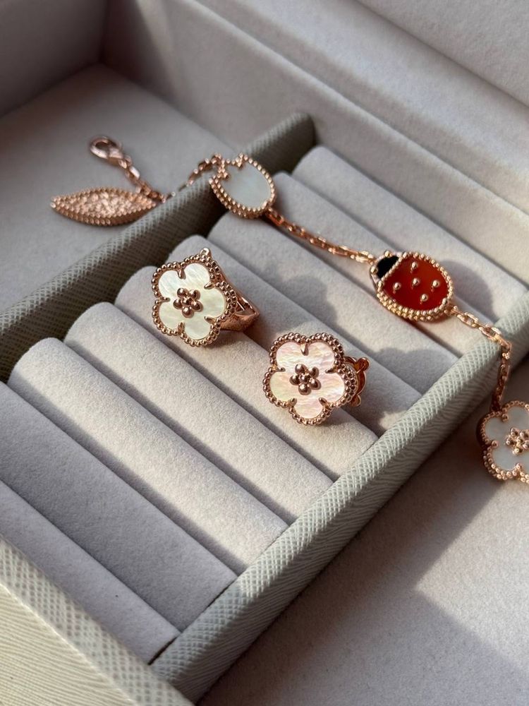 Набор сережки браслет Ван Клиф Van Cleef plum blossom