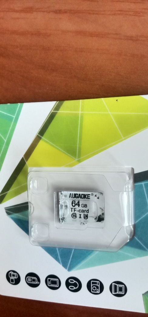 Micro SD і флешки на 64 GB