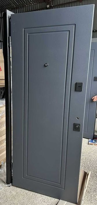 Вуличні вхідні двері до будинку зі склом входные двери уличные на дом