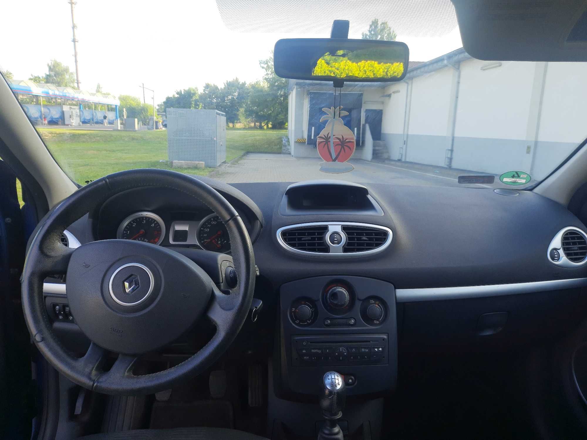 1.5 DCi 86 KM. Bogata wersja. Mocny, bezawaryjny silnik.