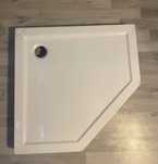 Brodzik  pięciokątny Sirius biały 90 cm x 90 cm x 14 cm