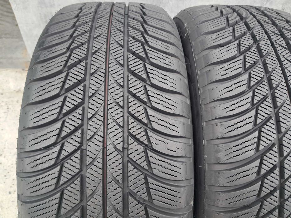 Резина зимова, Bridgestone Blizzak LM001 AO 215/55 R17 (арт.14709)