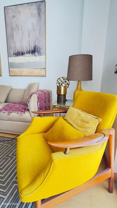 T2 com Terraço e Vista na Lisboa Central