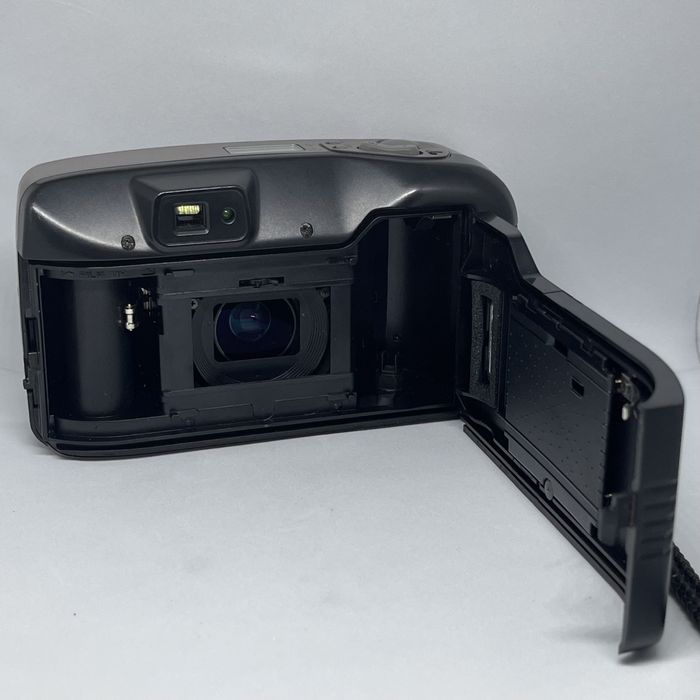 Máquina Fotográfica - MINOLTA AF RIVA ZOOM 70