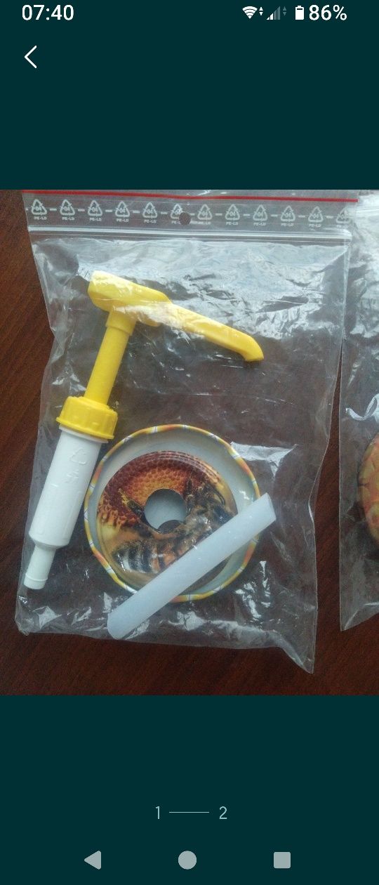 Dozownik z pompką do Miodu
