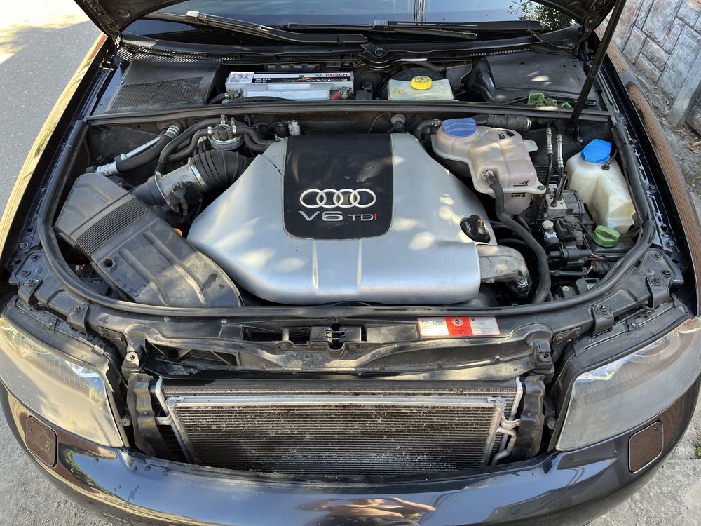 Audi a4 2.5tdi s-line quattro