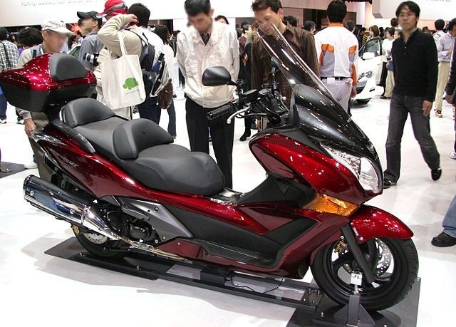 HONDA Silver Wing GT