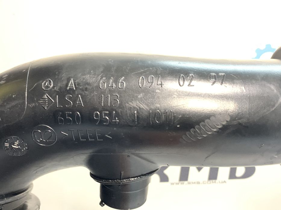 Патрубок воздушного фильтра Мерседес С220 W203 2.2 OM646 А6460940297