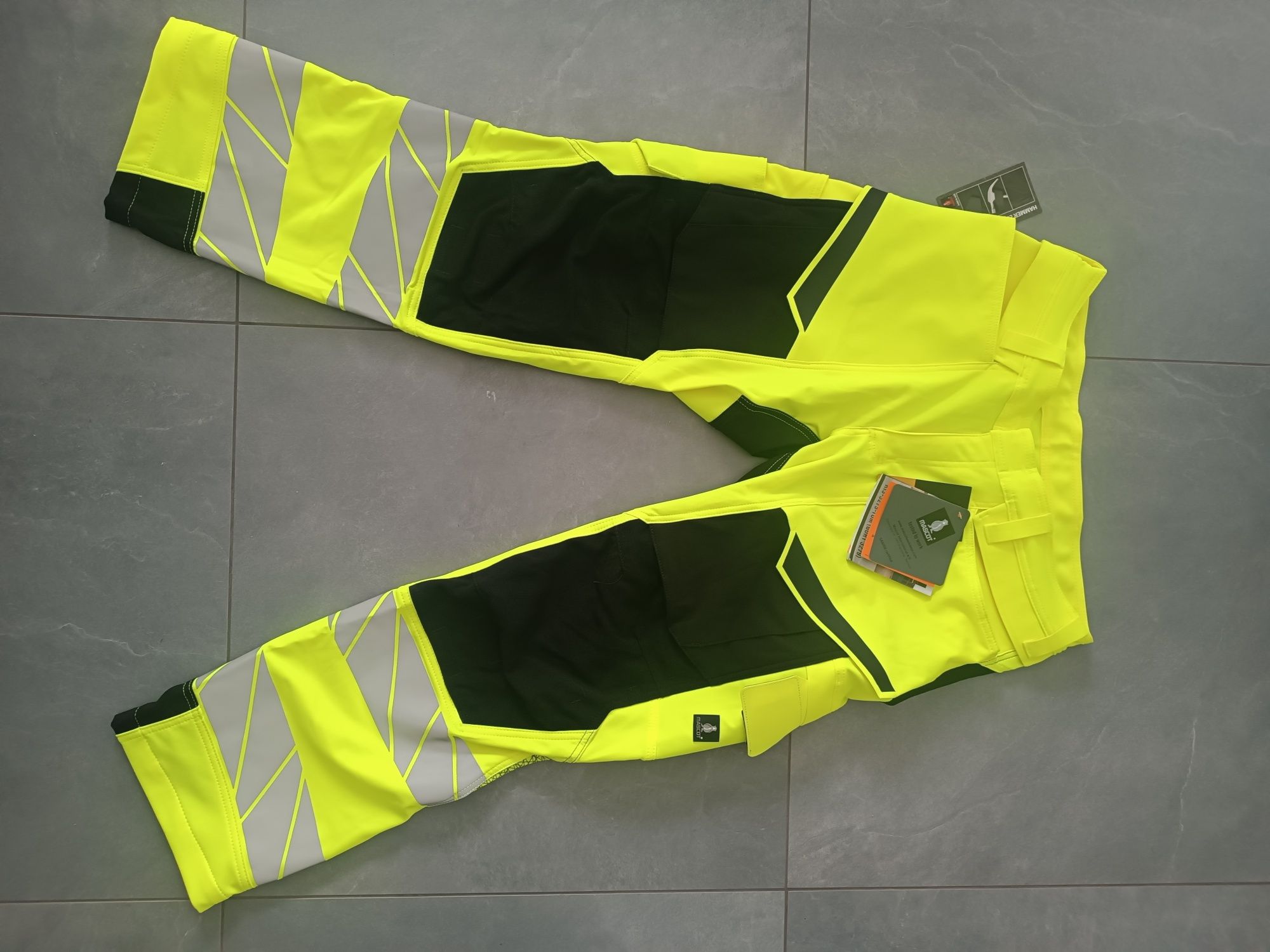 Spodnie robocze Mascot Accelerate Safe - rozmiar 52 (L)