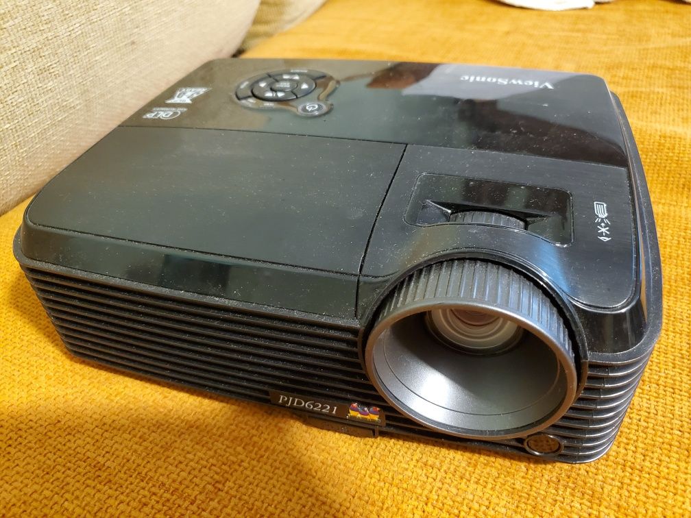 Проектор ViewSonic PJD6221 2700 люмен Увага