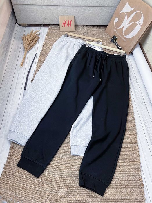 Чоловічі штани на флісі regular fit в різних кольорах H&M-Black Friday