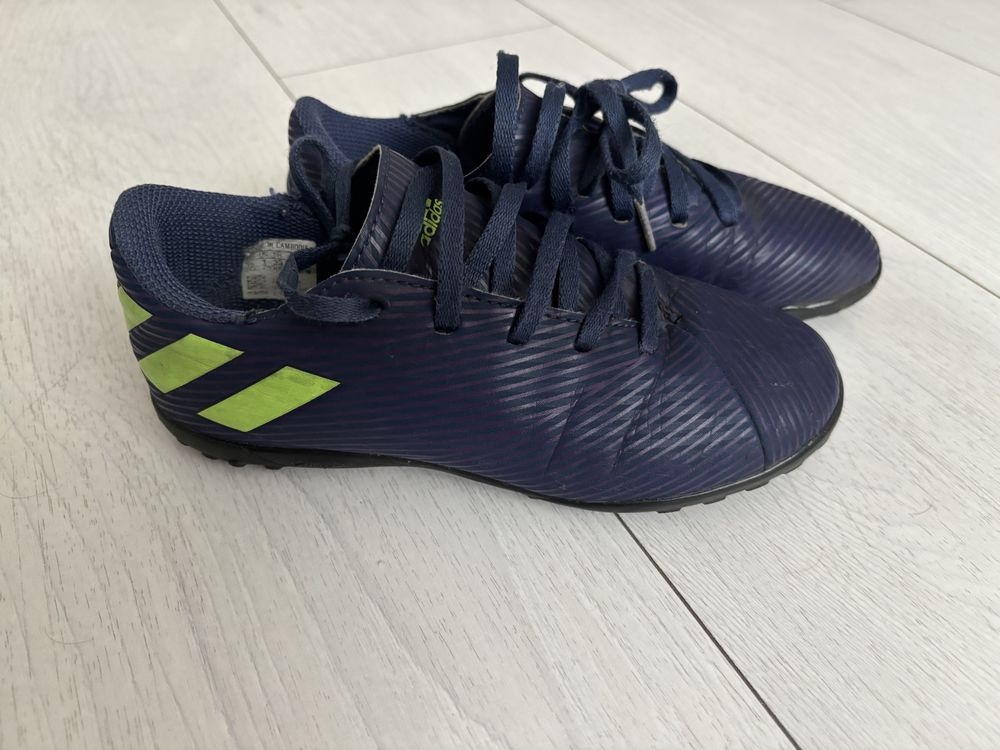 Буци футбольні 33 adidas